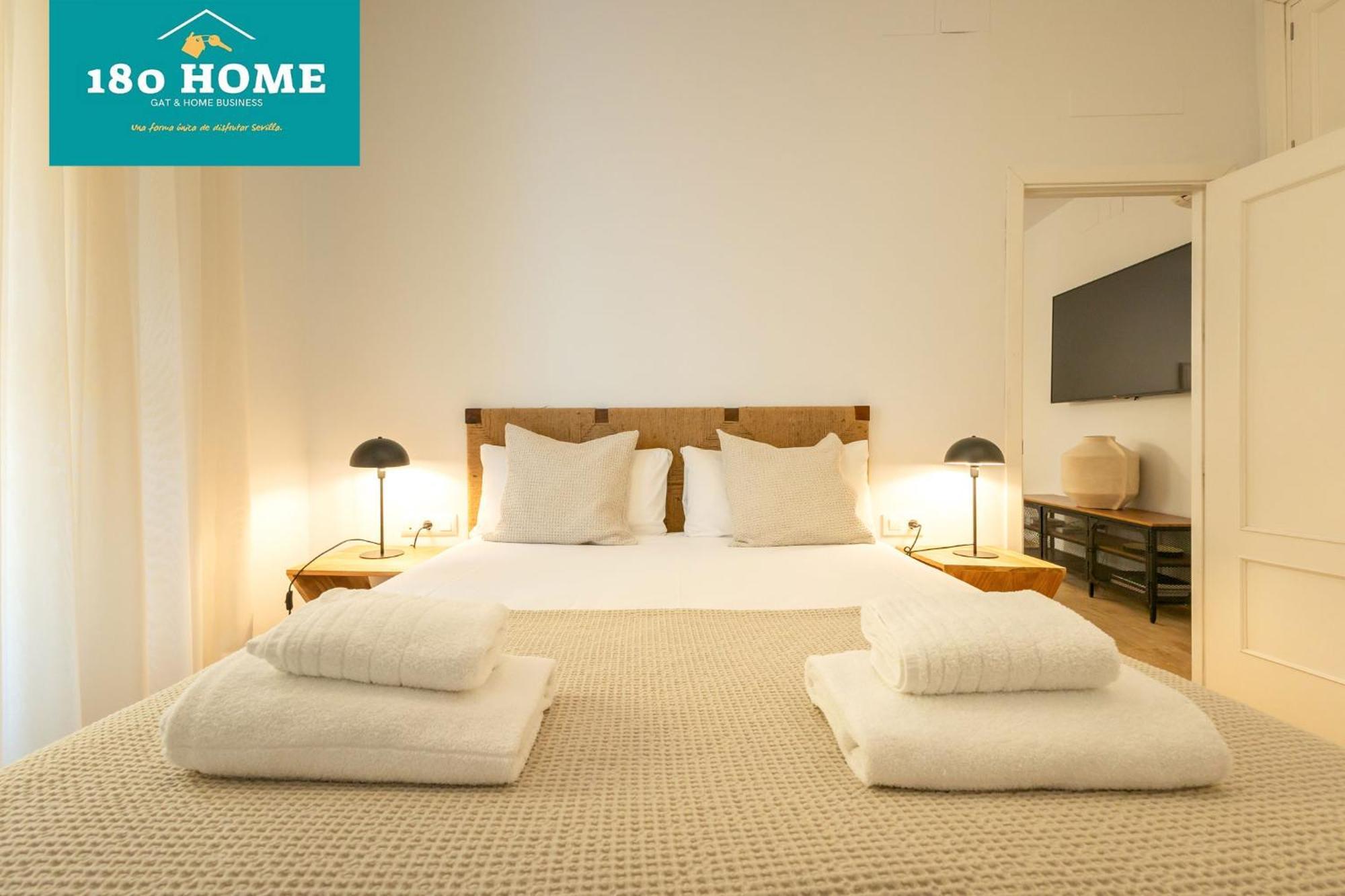 180 Home Goyeneta Luxury Siviglia Esterno foto